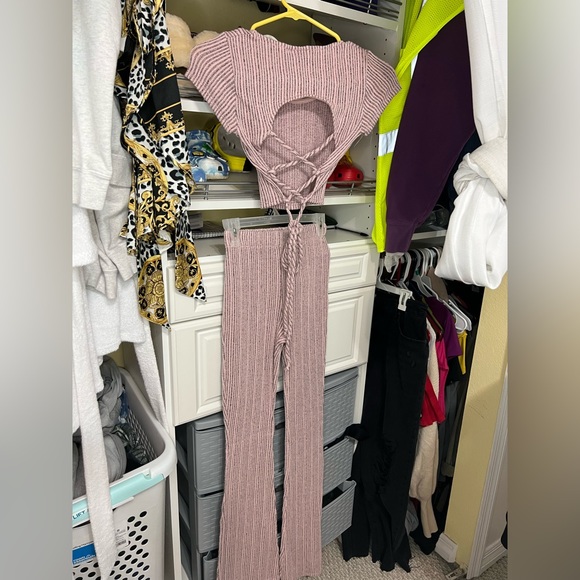 Size: Small - Picture 2 of 2